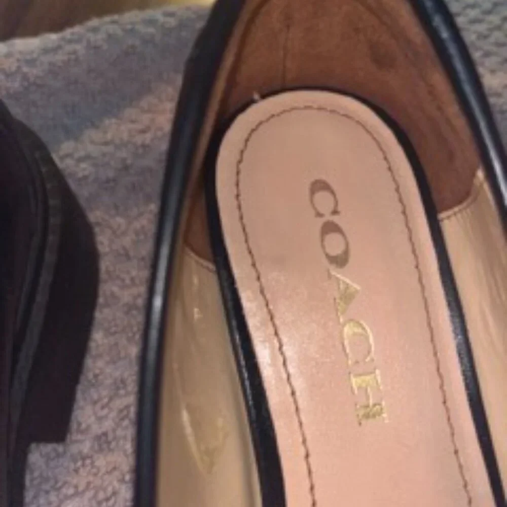 Coach Leah Loafer - Picture 4 of 5